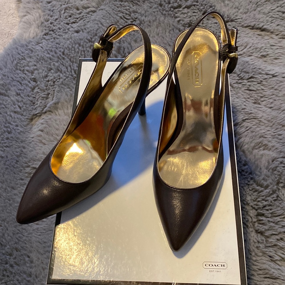 New Coach Angela brown sling back leather pumps size 5.5